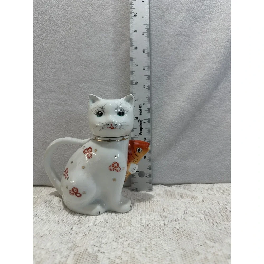 Adorable Ceramic Cat Teapot with‎ Fish Accent Whimsical Kitchen Decor